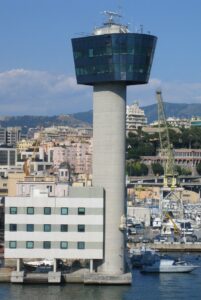 Torre di controllo del porto di Genova prima dell'incidente. Wikipedia